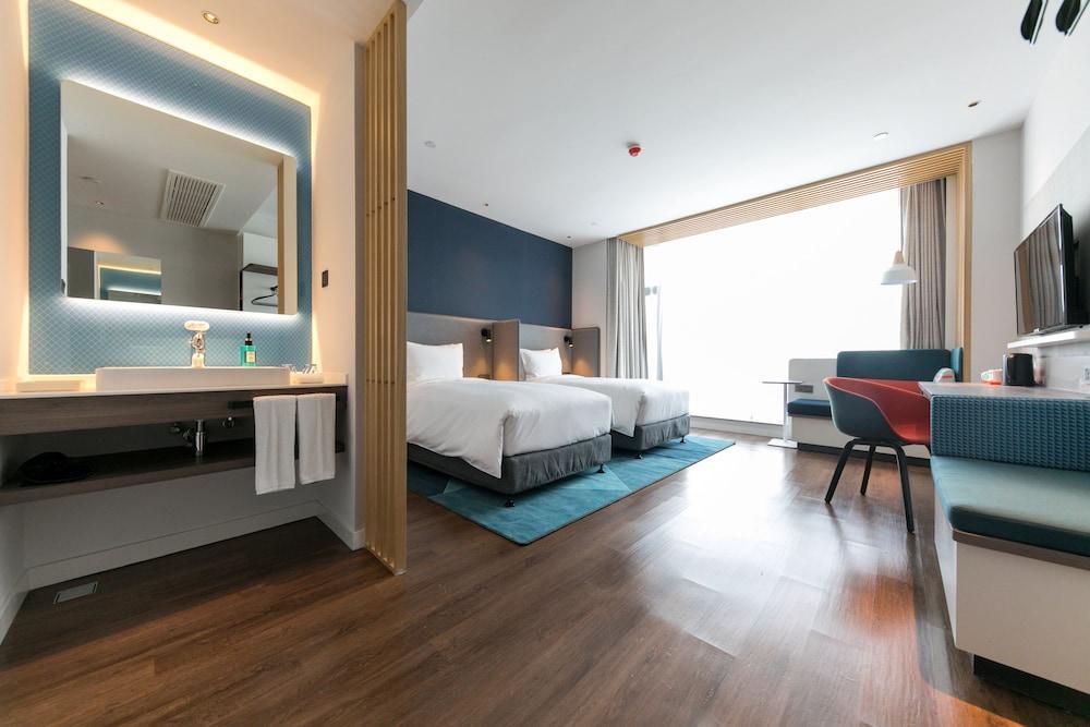 Holiday Inn Express Shanghai Tangzhen By Ihg - 20 Mins To Disney Land Eksteriør bilde