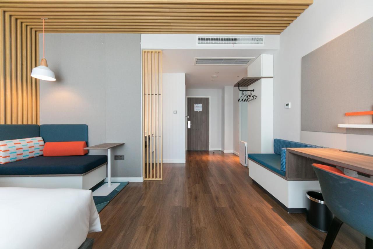 Holiday Inn Express Shanghai Tangzhen By Ihg - 20 Mins To Disney Land Eksteriør bilde