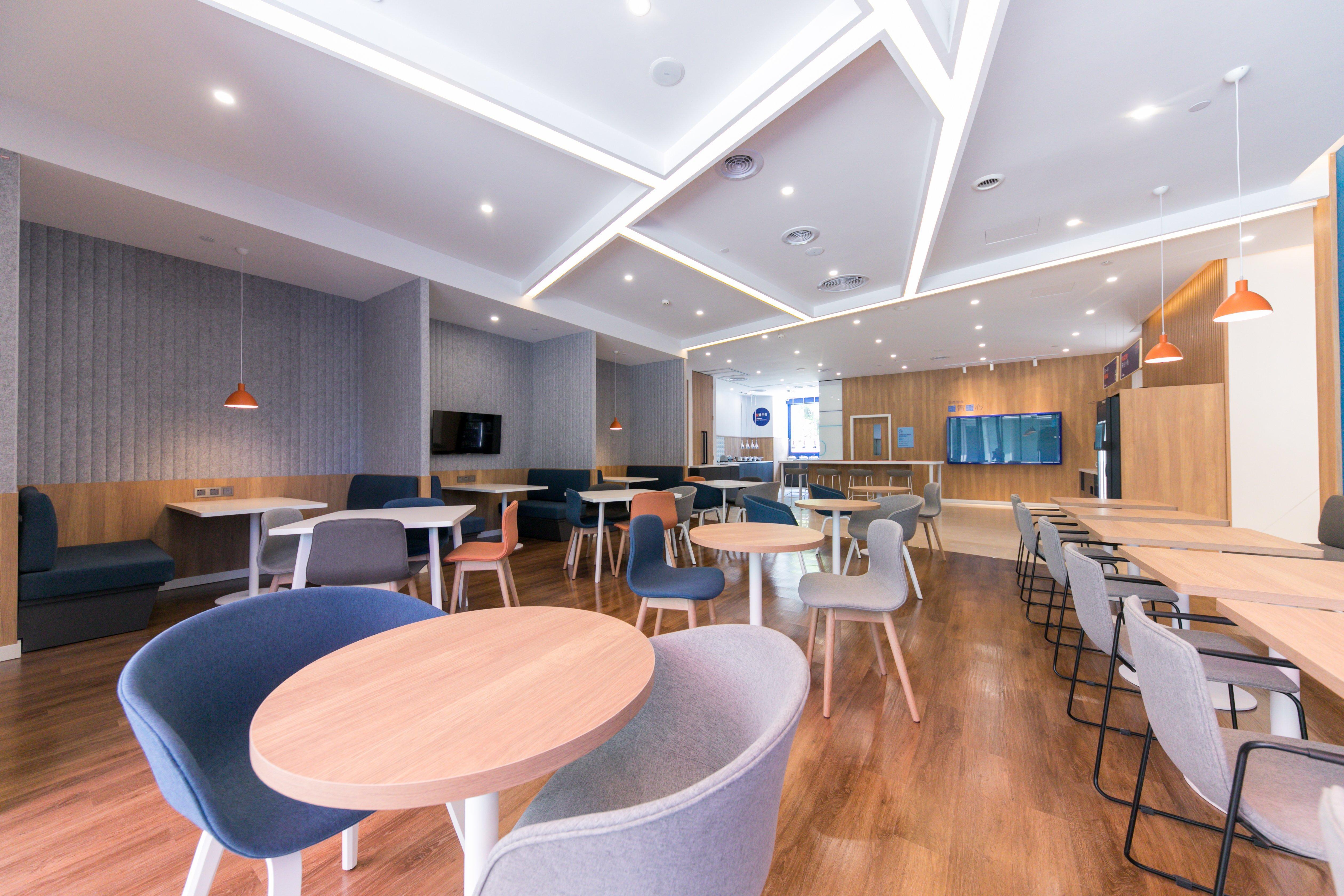 Holiday Inn Express Shanghai Tangzhen By Ihg - 20 Mins To Disney Land Eksteriør bilde