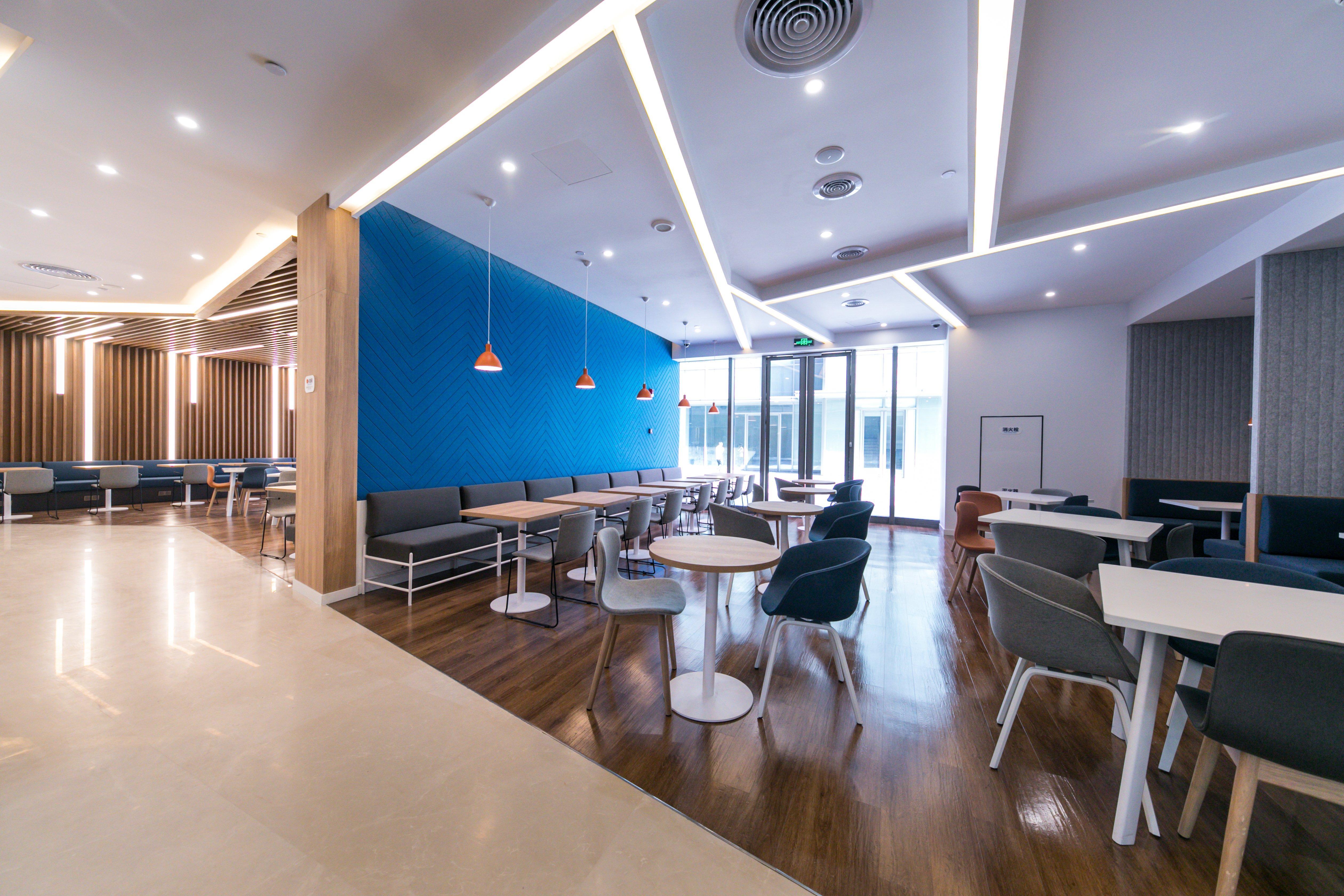 Holiday Inn Express Shanghai Tangzhen By Ihg - 20 Mins To Disney Land Eksteriør bilde