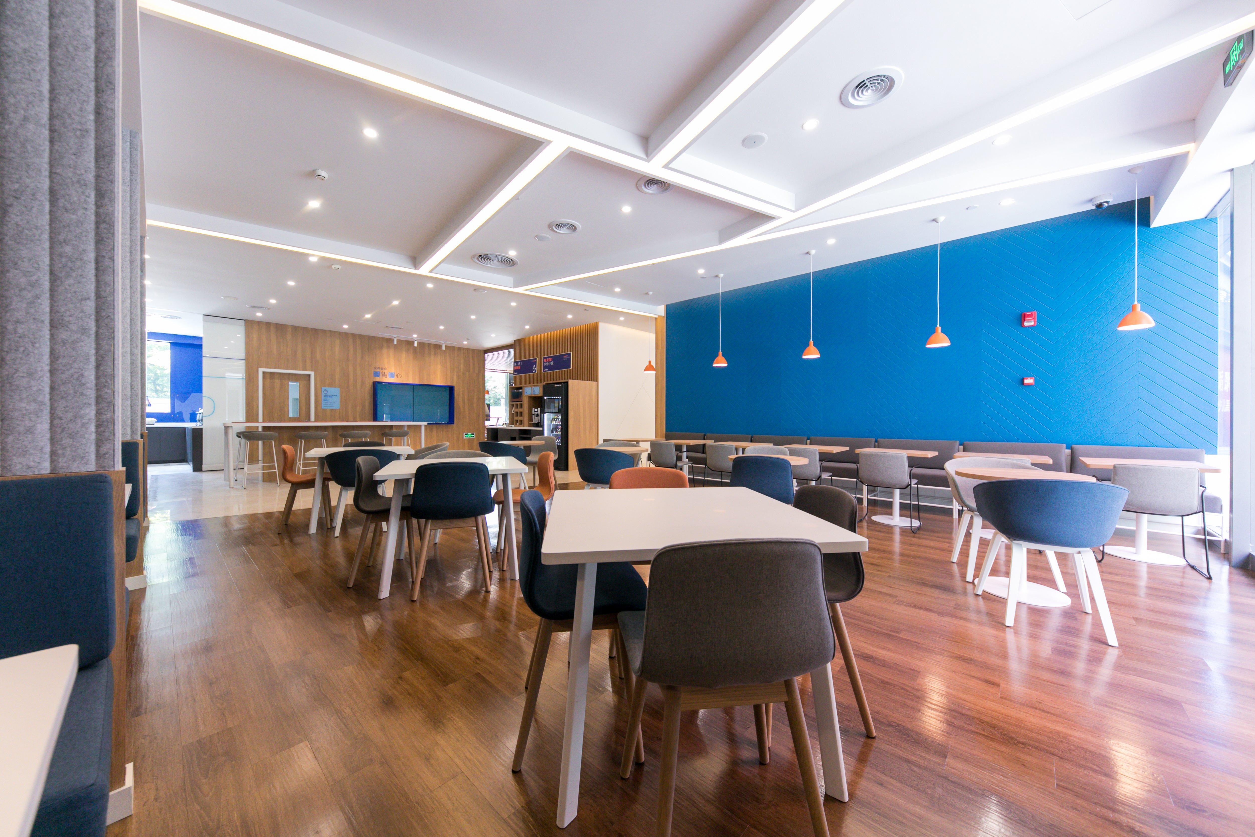 Holiday Inn Express Shanghai Tangzhen By Ihg - 20 Mins To Disney Land Eksteriør bilde