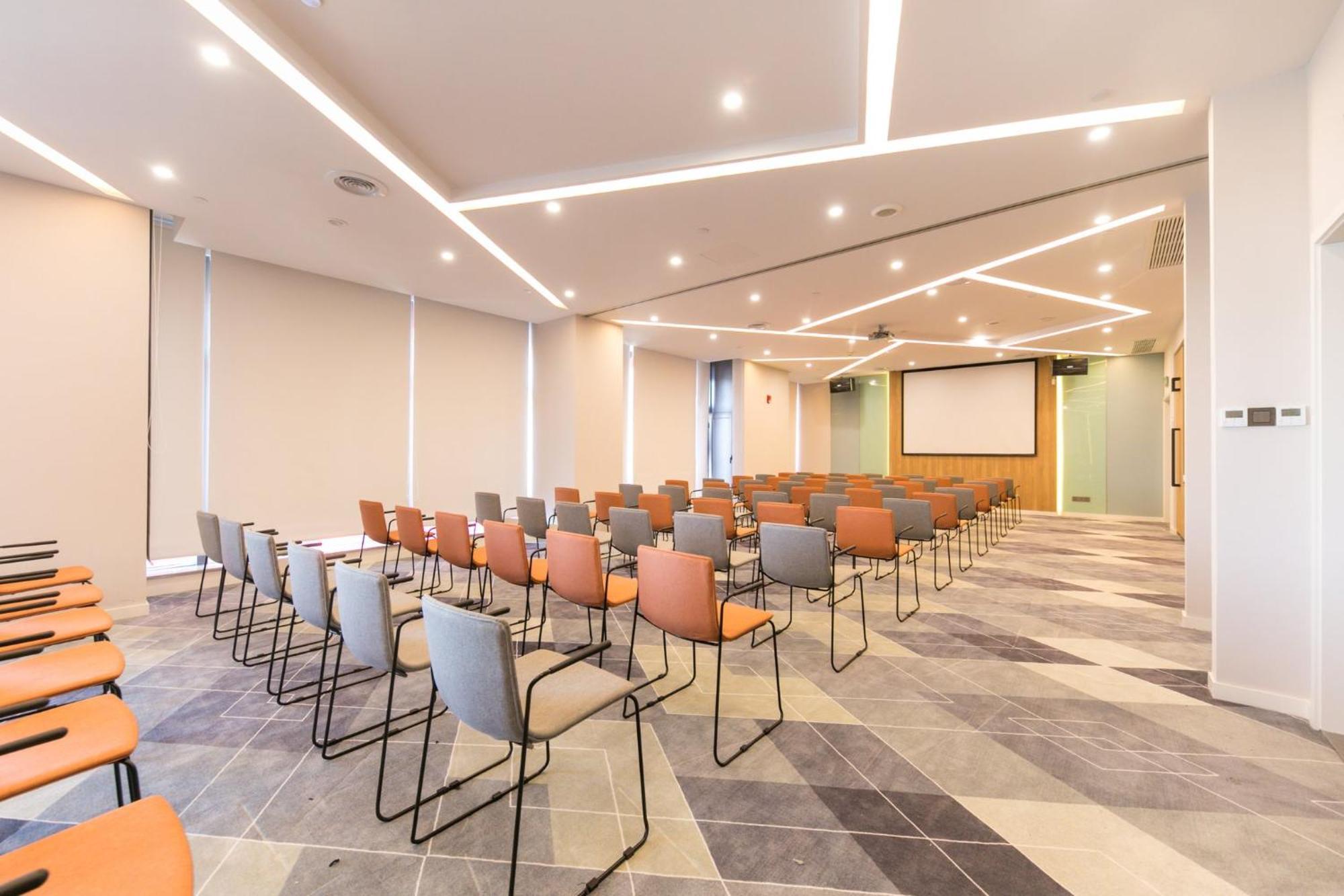 Holiday Inn Express Shanghai Tangzhen By Ihg - 20 Mins To Disney Land Eksteriør bilde